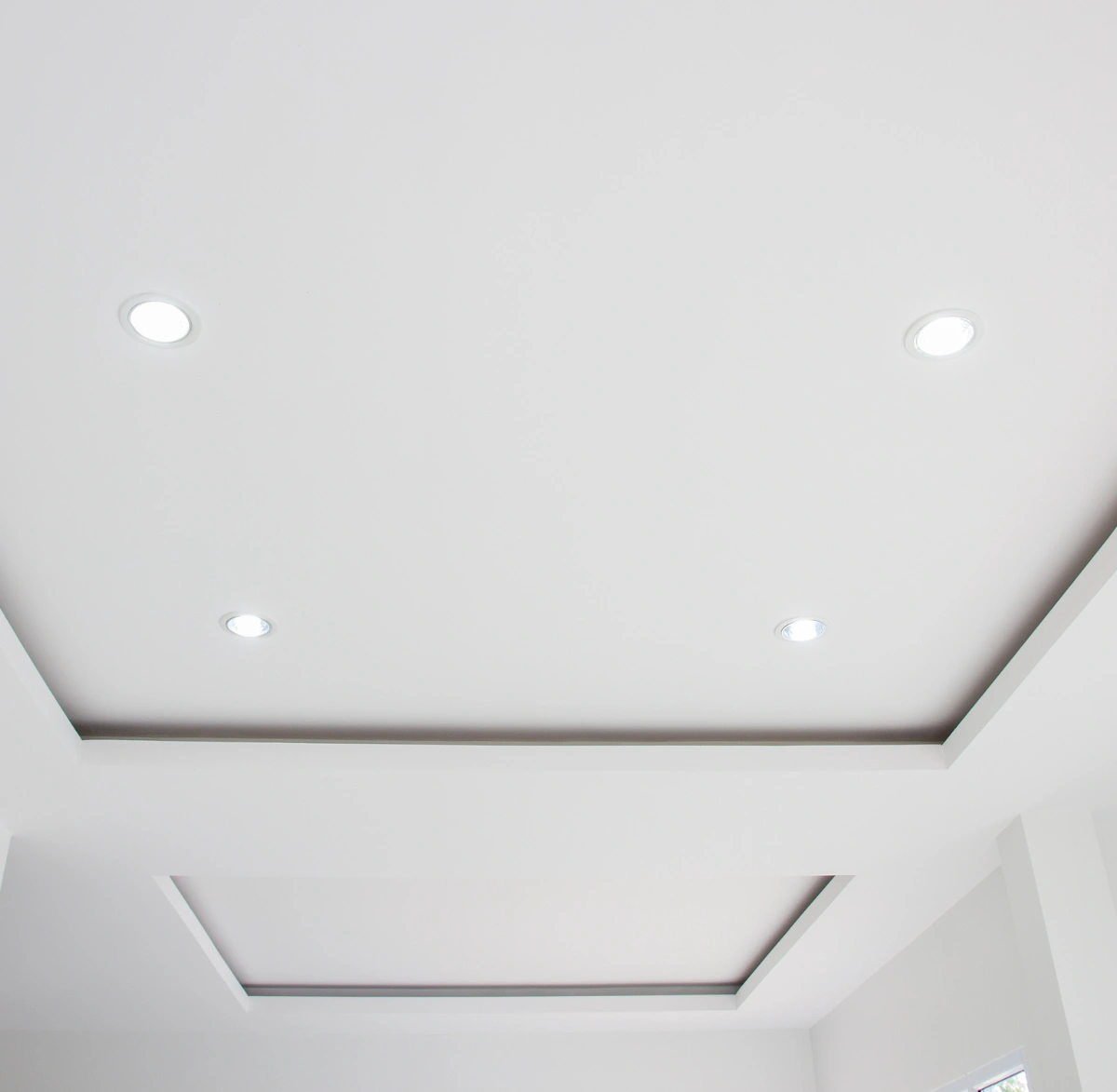 creation-faux-plafond-spots Création d'un faux plafond avec leds