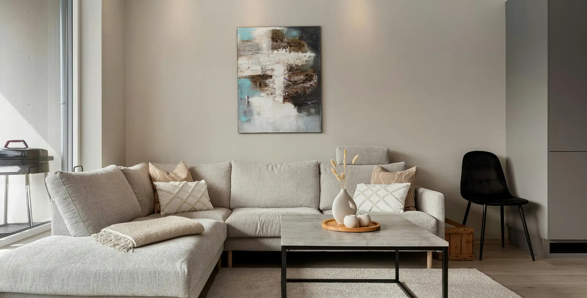 Peinture beige dans un salon