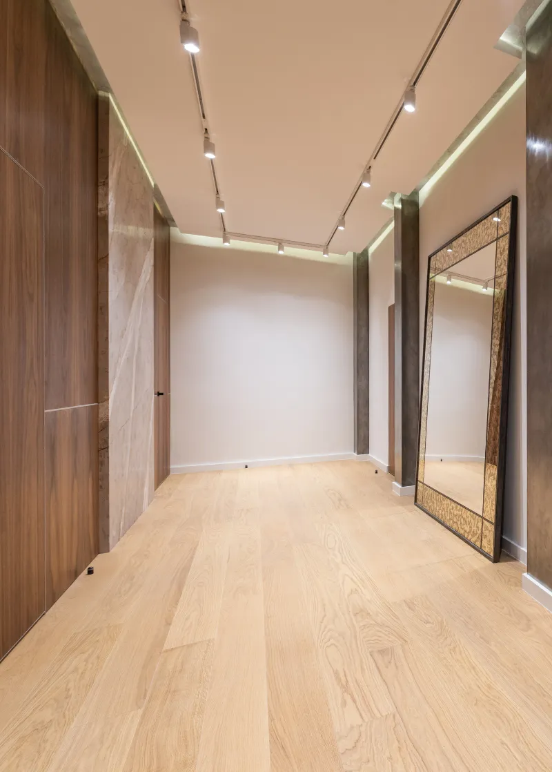 Pose de parquet dans un local commercial