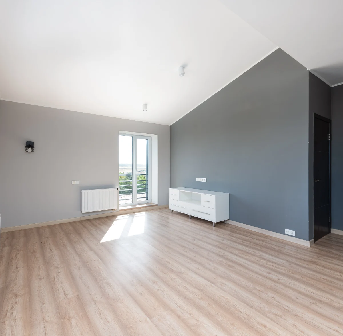 Rénovation d'un appartement, reprise des peintures et changement de sol